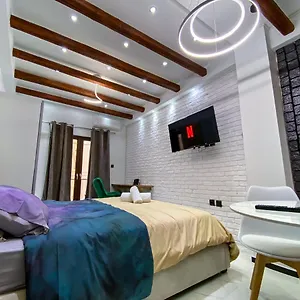  Διαμέρισμα St. Tatti Luxury Studio